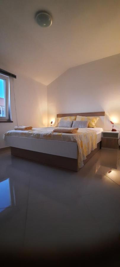 Ivan Apartmán Povljana